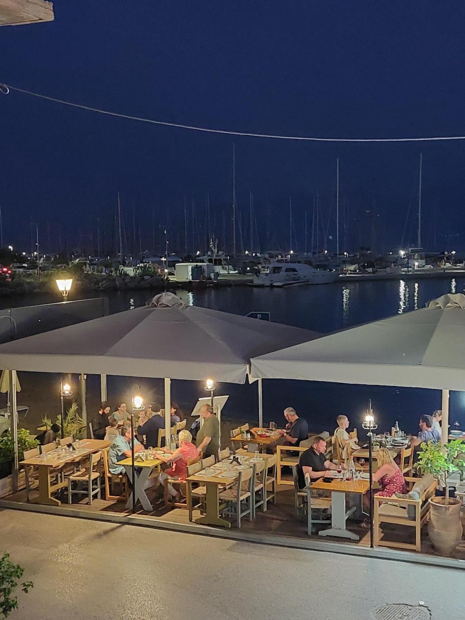 Ferienwohnung Filoxenia By The Sea Agios Nikolaos Exterior foto
